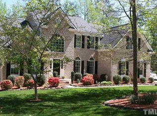 112 Eagle Meadow Ct, Cary, NC 27519