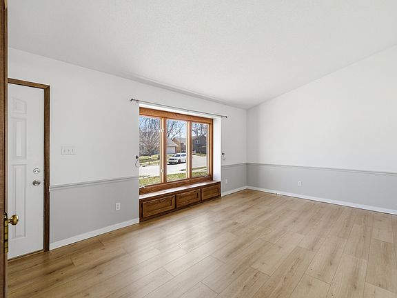 5th image of 3870 92nd Cir