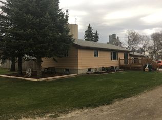 209 3rd Ave S, Wimbledon, ND 58492