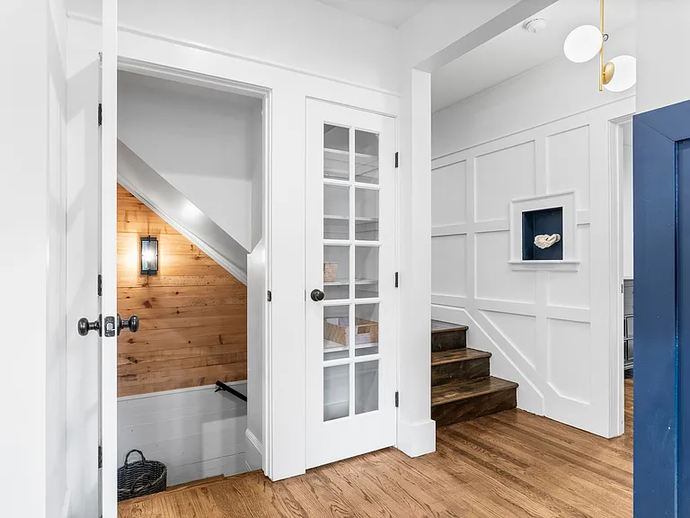 13 Chapin St — Photo 18