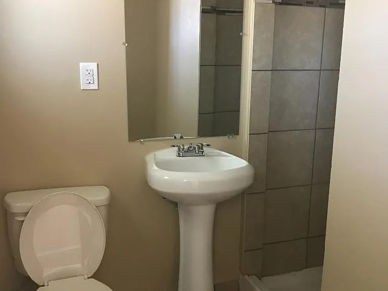 Unit Photo