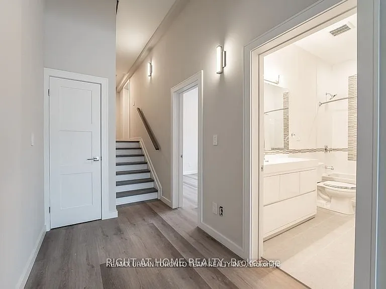 3515 Saint Clair Ave E #BASEMENT — Photo 4
