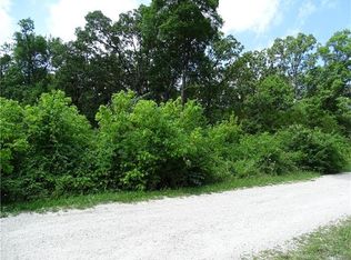 306 Briarwood Ter, De Soto, MO 63020