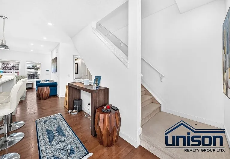 47 N Evanspark Rd NW — Photo 49