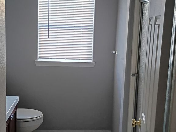 4th image of 6614 NW McGregor Ter