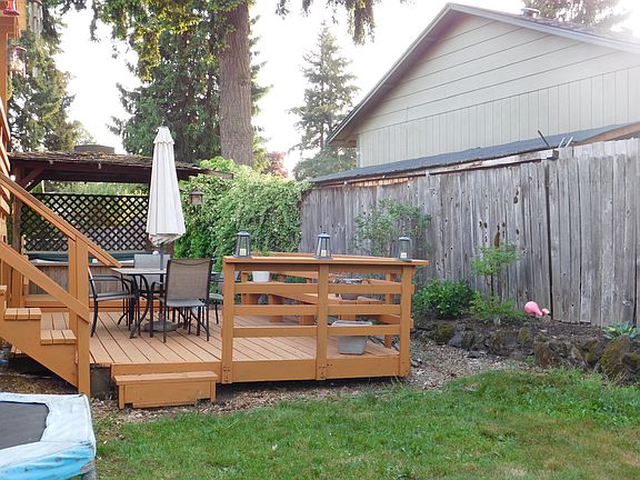 3rd image of 3420 NE 149th Ave
