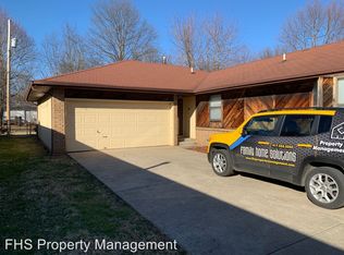 547 W Edgewood St, Springfield, MO 65807