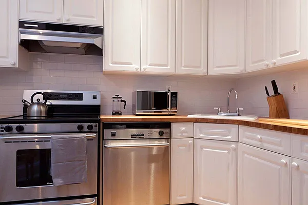 Rented by Dream Space Realty | media 14