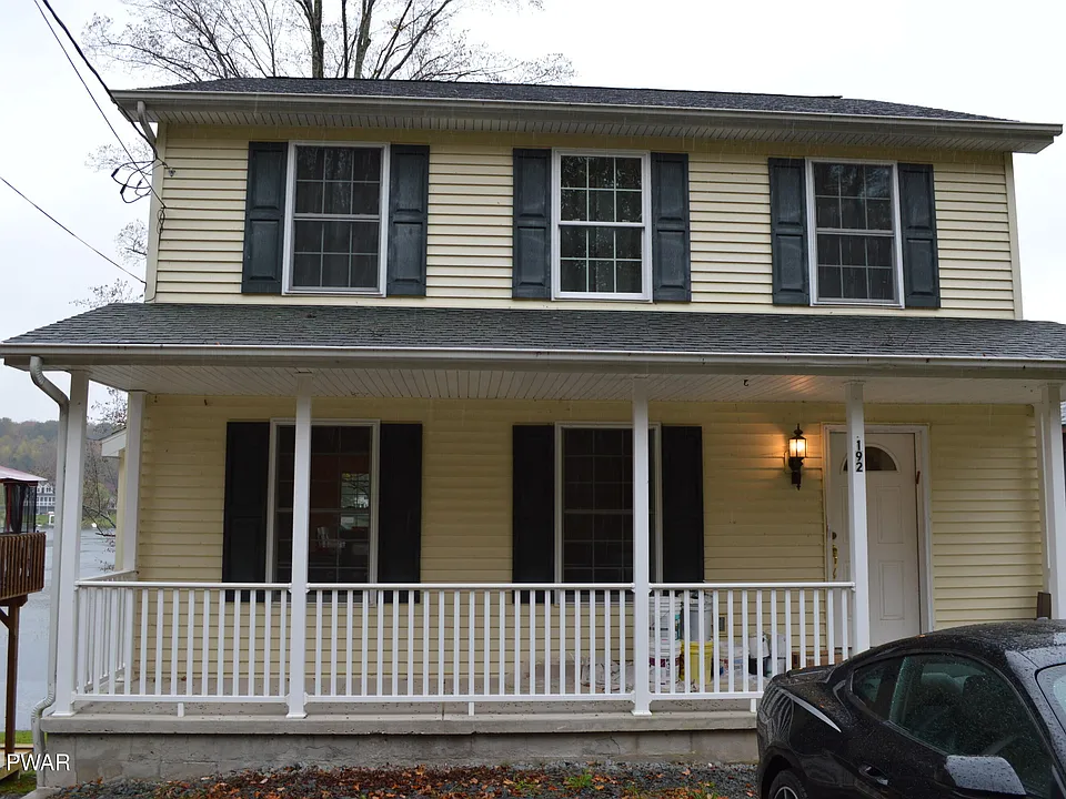 192 George Dr