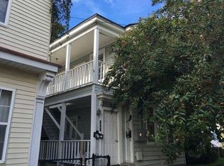 414 Sumter St APT B, Charleston, SC 29403