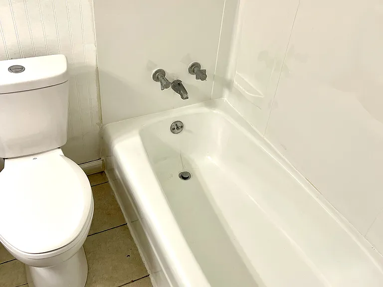 5001 Idaho Ave #1FR — Photo 33