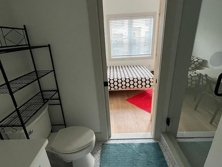 1114 Penn St NE #3 — Photo 24