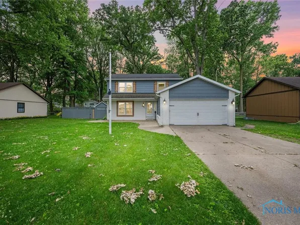 204 Hickory St, Swanton, OH 43558