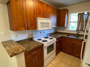2519 Pierce St #6, Hollywood, FL 33020