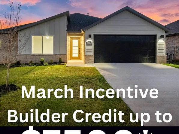 6401 NW Harley St, Bentonville, AR 72713