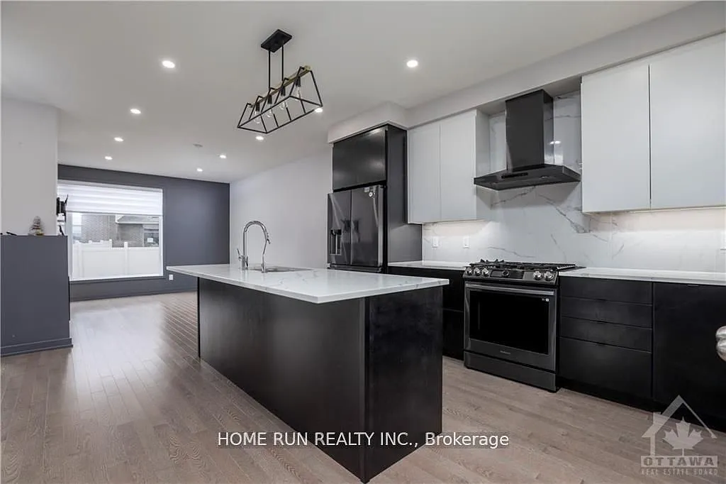 4 bed, $3,250 — Photo 3