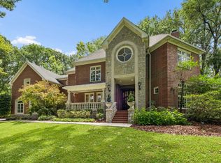 943 Oak Valley Ln, Nashville, TN 37220