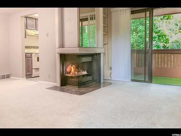 4th image of 1081 E Countrywoods Cir APT 21H