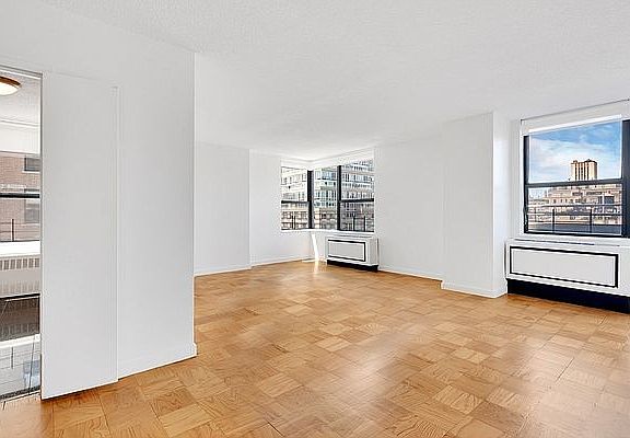 5th image of 247 W 87th St #17B