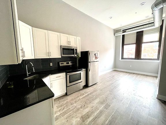 2nd image of 1501 S 17th St #102C