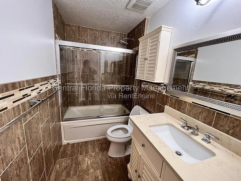 5647 Sycamore Canyon Dr — Photo 16