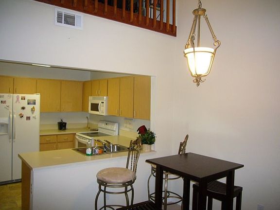 5th image of 4244 Palm Bay Cir APT C