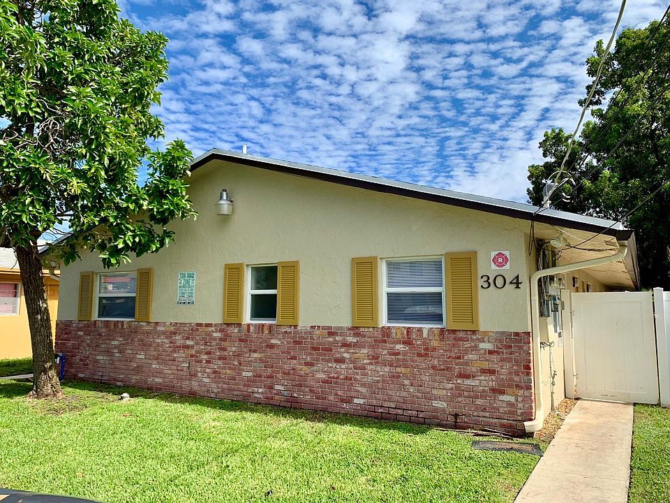 1st image of 304 SE 9th Ave APT 1