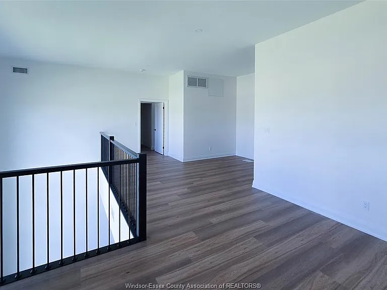 4400 Laurier Pkwy #213 — Photo 13