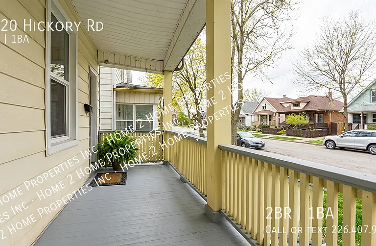 1020 Hickory Rd — Photo 3