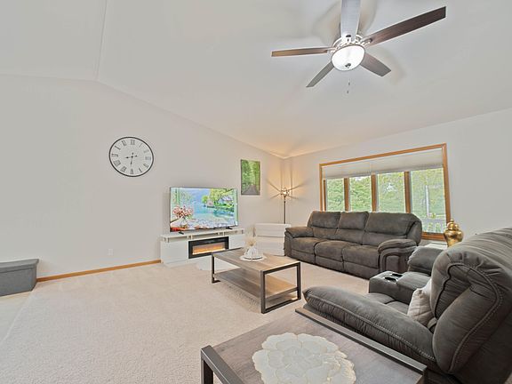 4th image of 7019 Forest Ridge Dr