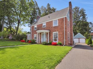 50 Scarborough Rd, Manchester, CT 06040