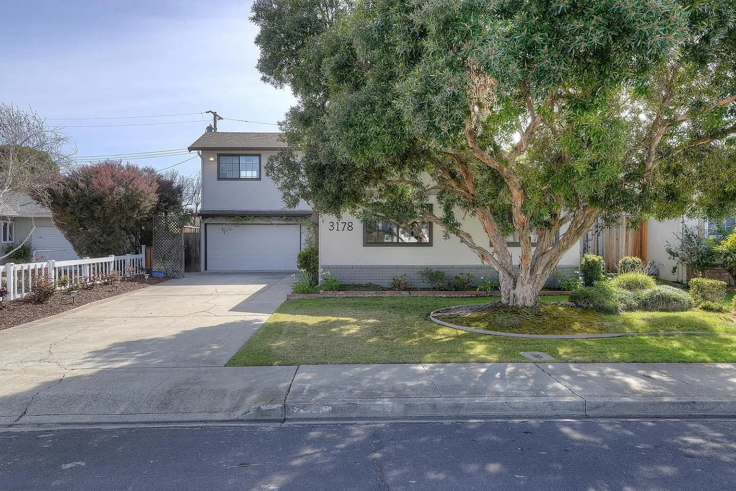 3178 Atherton Dr photo 1