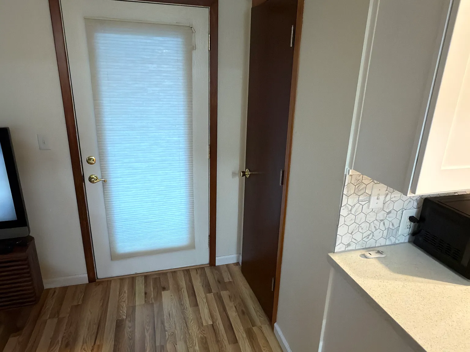 Studio, $1,150 — Photo 2