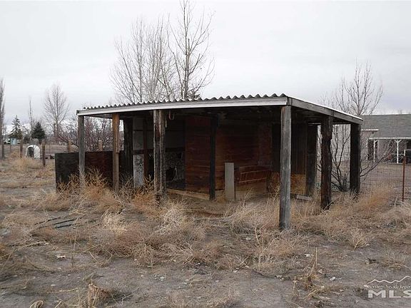 5th image of 9255 Betty Ln