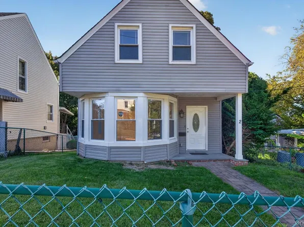 2 Austral Avenue, Glen Cove, NY 11542
