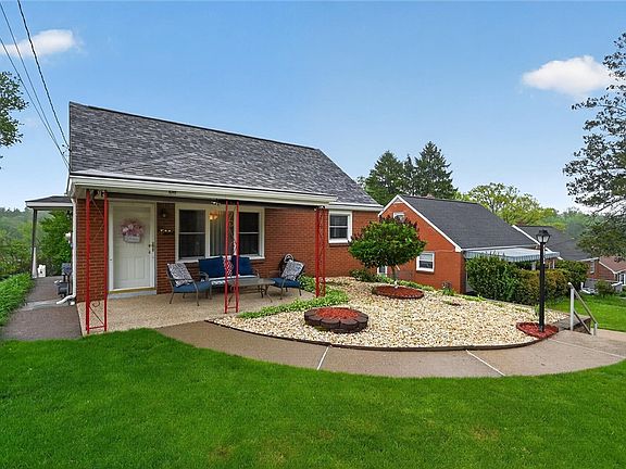 2nd image of 6309 Whitewood St