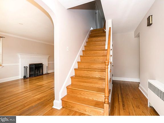 4th image of 1225 Olive St