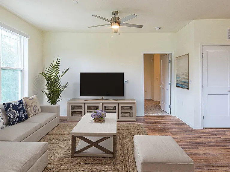 Haven at Congaree Pointe 55+ Apartments — Photo 24