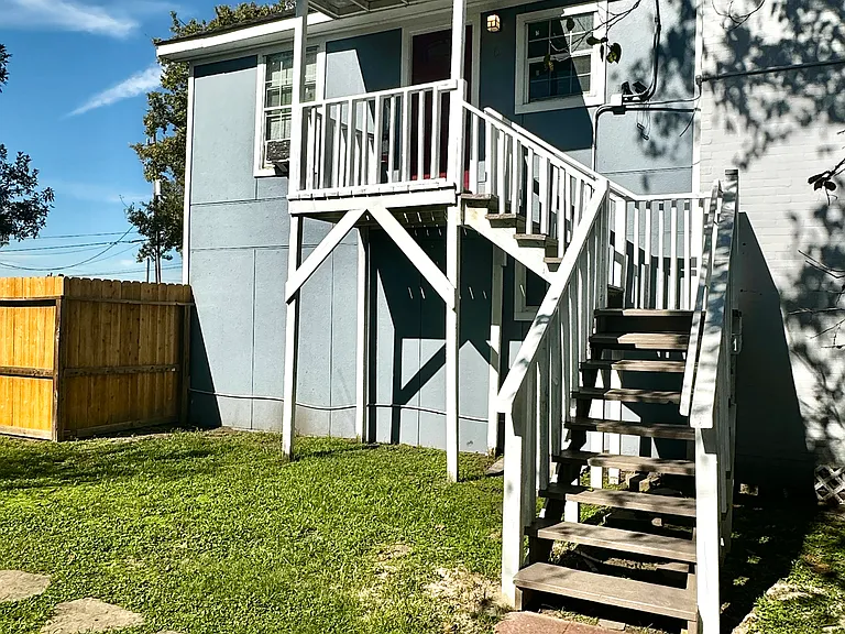 806 Kelley St #6 — Photo 6