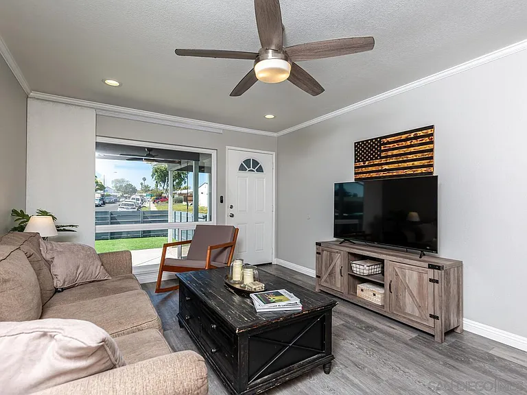 4793 Jutland Dr — Photo 5