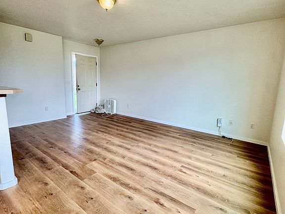 4th image of 1617 Cda Ave #A