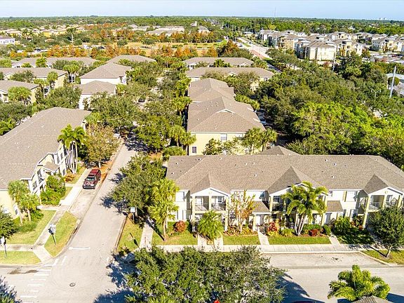 4th image of 2177 SE Destin Drive