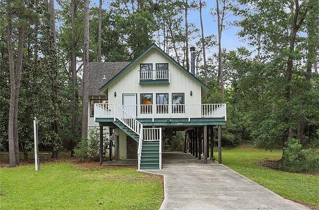 1st image of 68002 Piney Woods Ln