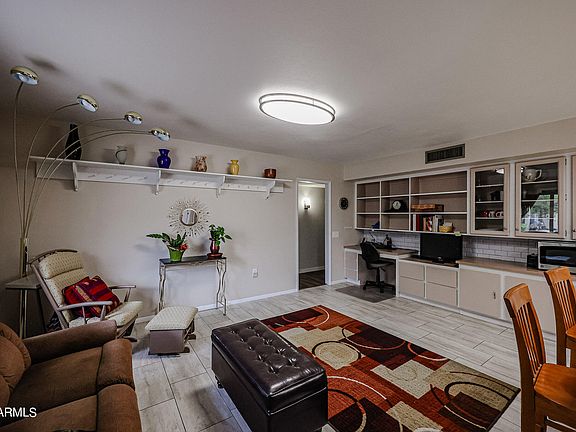 4th image of 13236 W BELLWOOD Drive