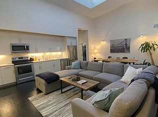 108 W 14th St #3R, New York, NY 10011