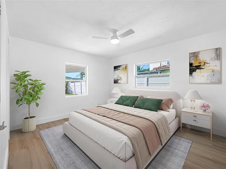 7930 Causeway Blvd S — Photo 27