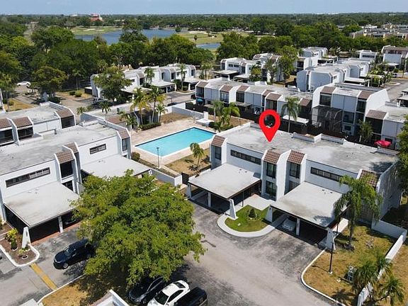 2nd image of 6512 Kendale Lakes Dr