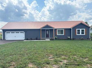 261 Freeport Rd, Oakland, KY 42159