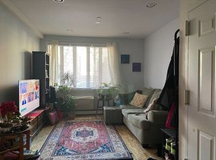 31-73 42nd St #1E, Astoria, NY 11103