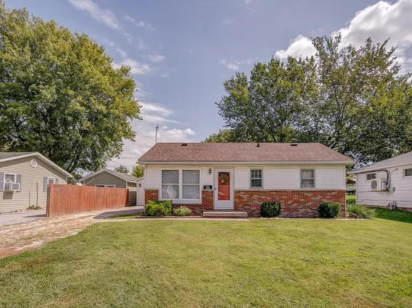 606 Walnut St, Jerseyville, IL 62052